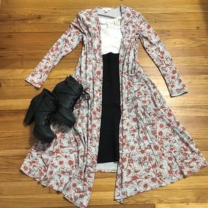 ***SOLD*** New lularoe floral Sarah